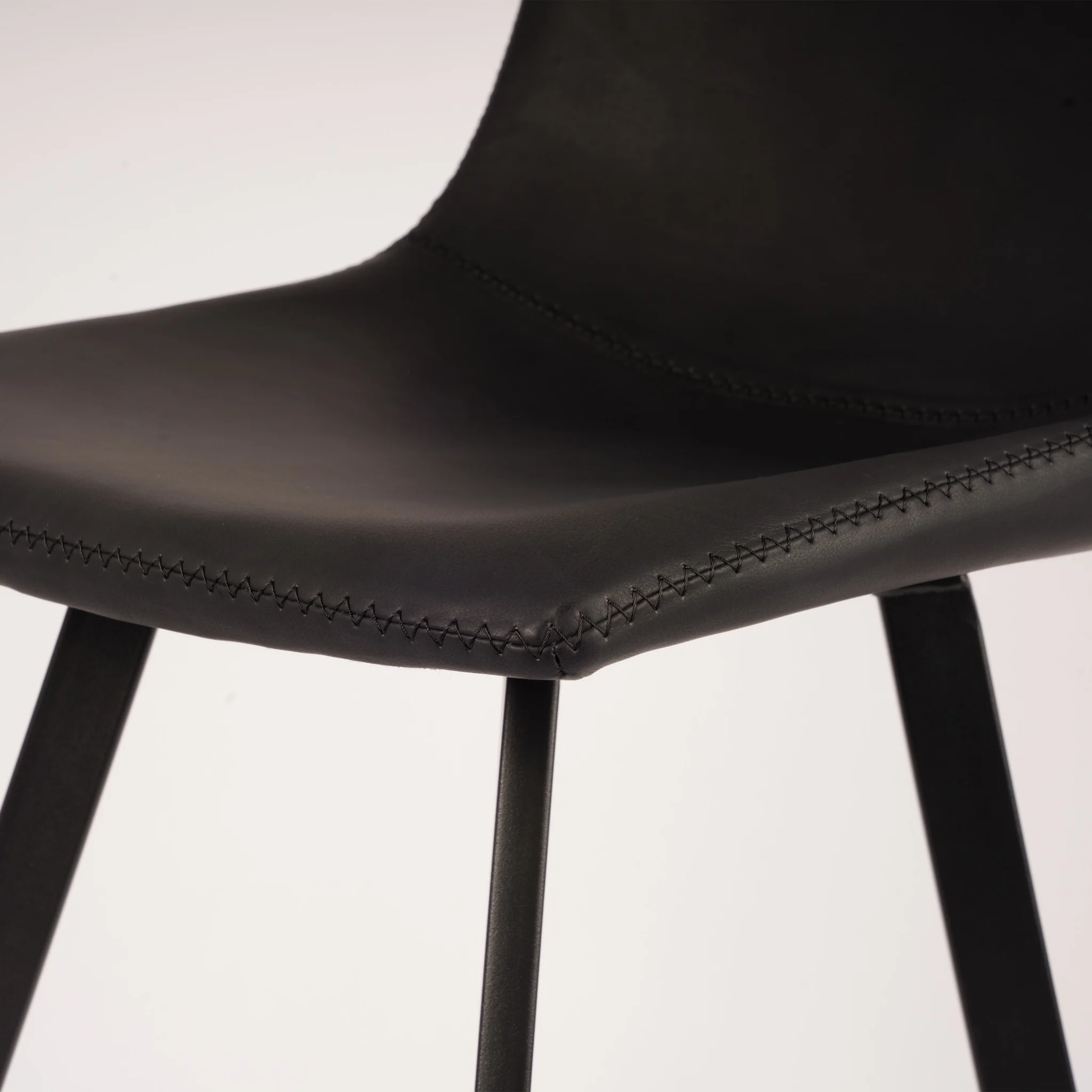 Amsterdam Barkruk - Zwart - PU Leer - Image 4