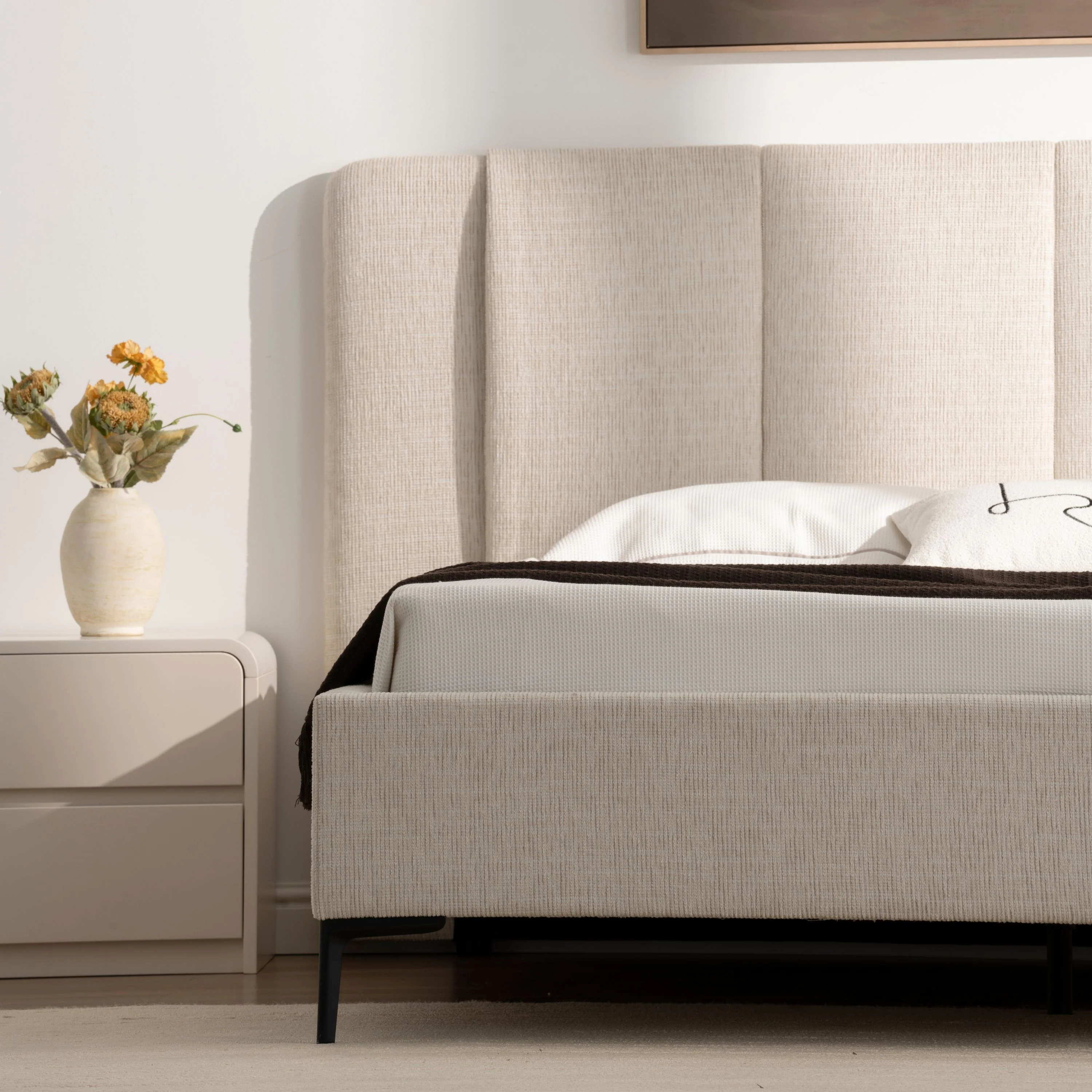 Bed Elon - Beige Chenille - 180cm x 200cm - Image 3